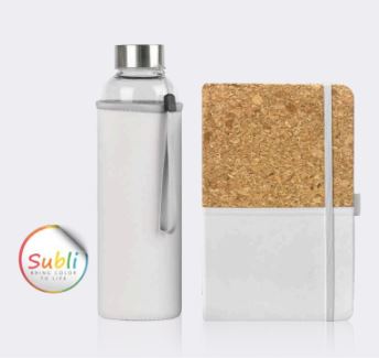 סט הכולל: 
בקבוק זכוכית עם כיסוי ניאורפן ML500 +
מחברת שעם 5A בשילוב דמוי עור.